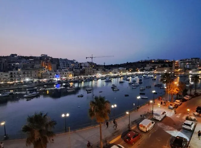 Апартаменты B&s Seafront Duplex Penthouse Marsascala, Malta *