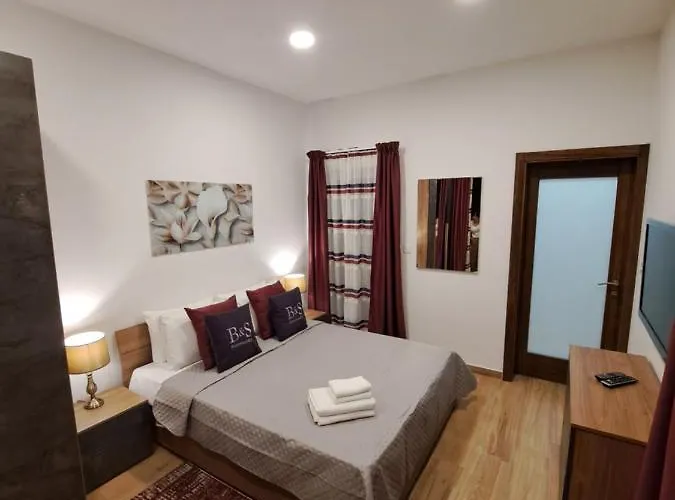 B&s Seafront Duplex Penthouse Marsascala, Malta Марсаскала