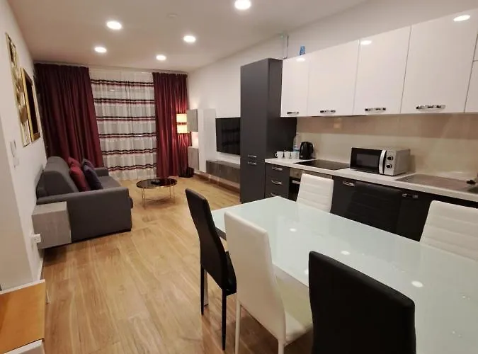 Appartamento B&s Seafront Duplex Penthouse Marsascala, Malta *